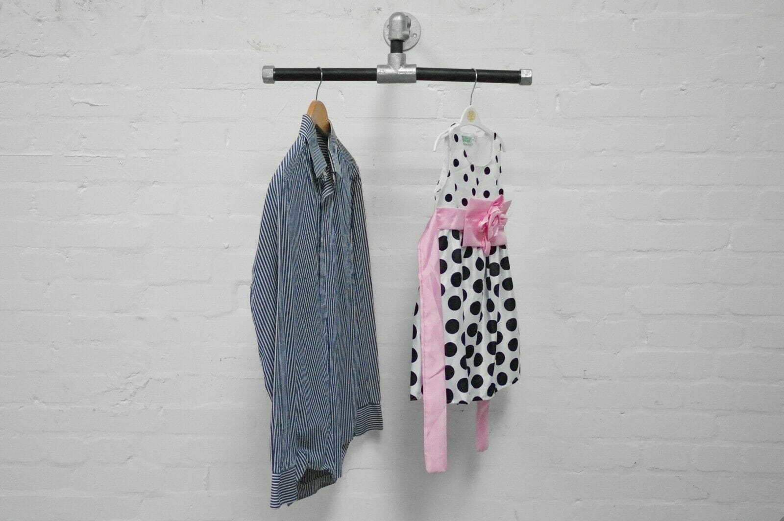 tee shape wall mounted industrial steel pipe clothes rail