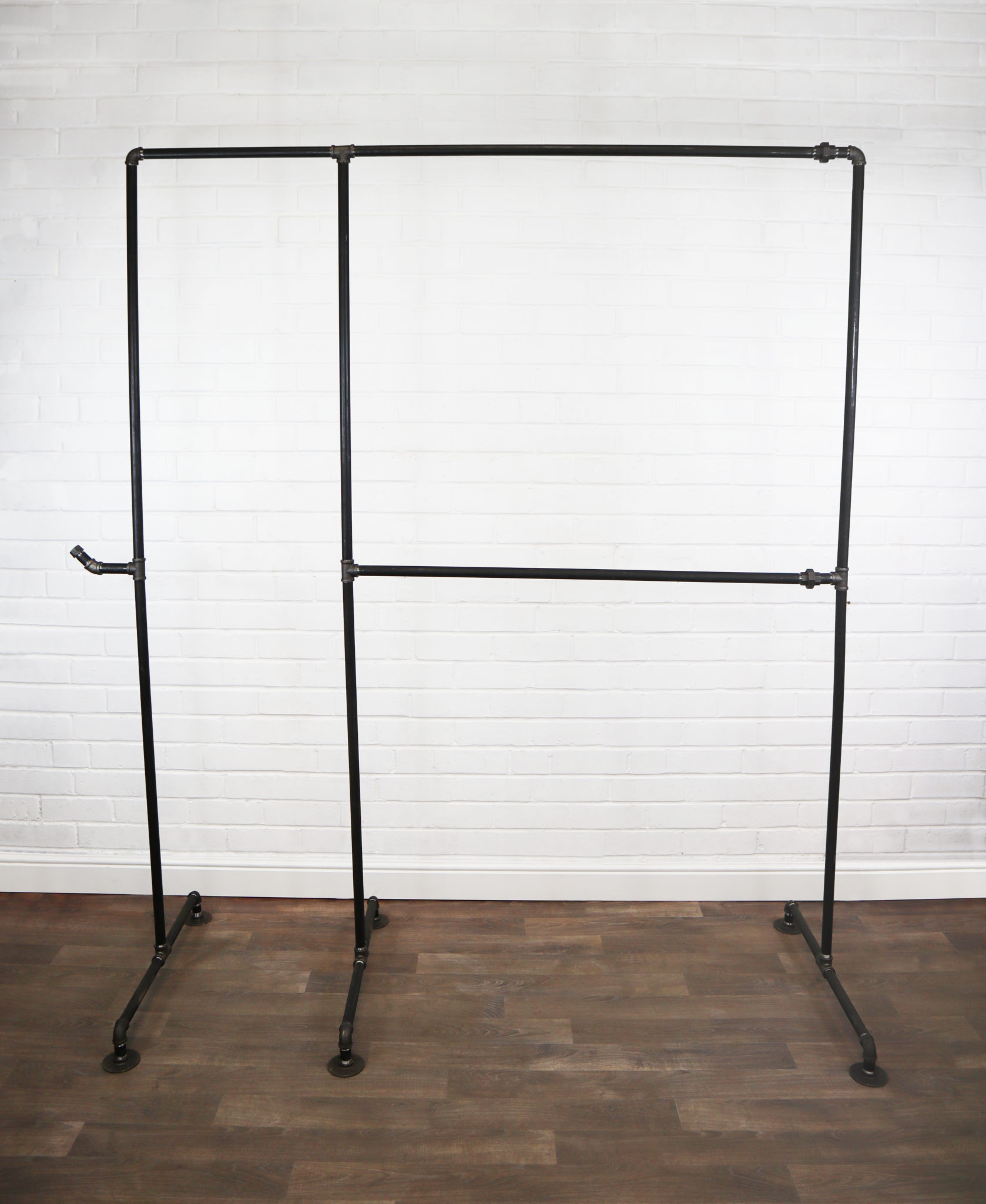 Free Standing Full Height Clothing Rail Industrial Raw Steel Pipe Style Pipe Dream Furniture